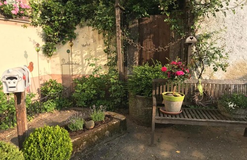 Nusbaum Apartment | 4 Kreuzstraße Laaschhof