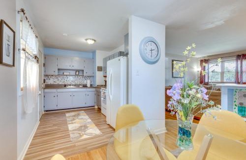 Portsmouth House | 4 Mi to Dtwn Home with Fenced Yard in Portsmouth!