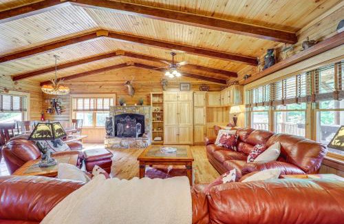 Newland House | 4 Mi to Grandfather Mountain Cabin in Newland!