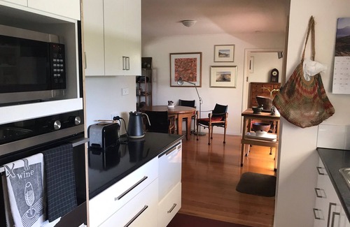 Ventnor House | 4 min walk to beach
