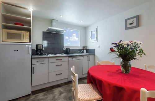 Faye-d'Anjou House | 4-person gîte with spa and sauna near Angers