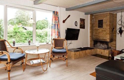 Hejlsminde Strand House | 4 person holiday home in Hejls-By Traum