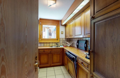 Sils-Maria Apartment | 4-room apartement on the 1st floor in the Segliasquartier district, approx.