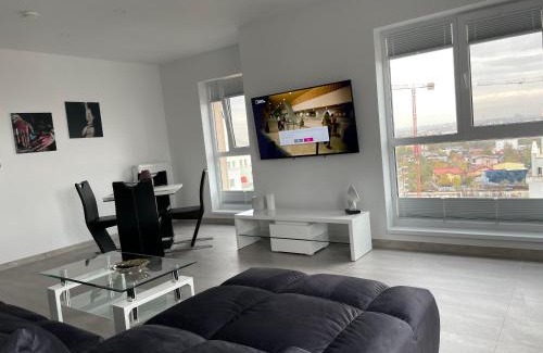 Militari Apartment | 4 Room Penthouse Terrace W18+W19