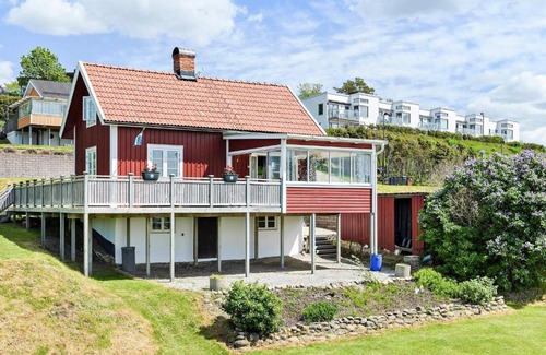 Stenungsund House | 4 star holiday home in STENUNGSUND