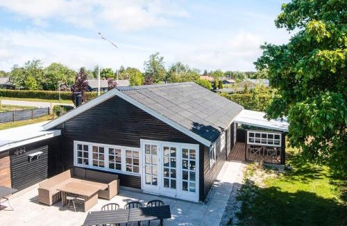Grena Strand House | 4 star holiday home in Grenaa-By Traum
