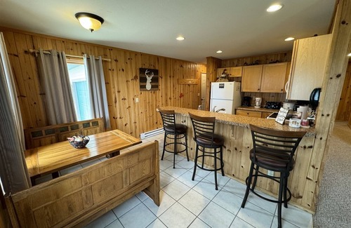 Waubay House | 40 Creek Lodge South - Prime Hunting and Fishing Cabin at Waubay Lake