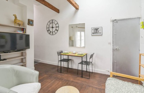 7th Arrondissement Apartment | 40 m² Apartment ∙ 1 bedroom ∙ 2 guests