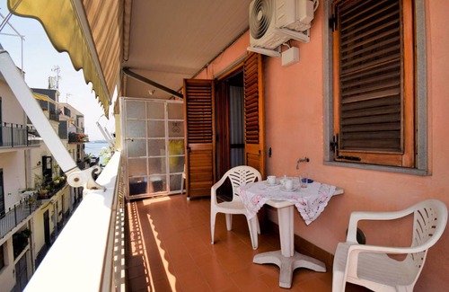 Aci Trezza Apartment | 40 m² Apartment ∙ 1 bedroom ∙ 2 guests