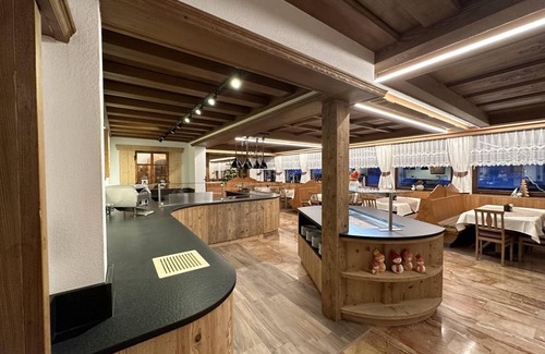 Bach Hotel | 40 m² Hotel ∙ 1 bedroom ∙ 2 guests