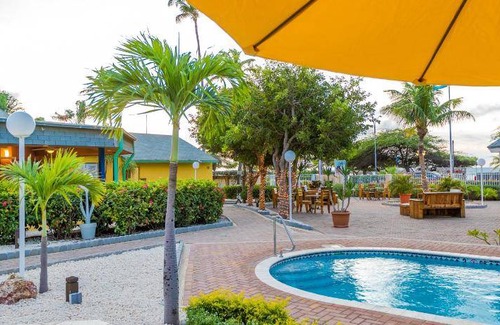 Oranjestad-West Hotel | 40 m² Hotel ∙ 127 guests