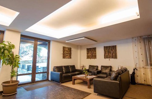 Sinaia Hotel | 40 m² Hotel ∙ 2 bedrooms ∙ 5 guests