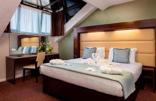 Templeshannon Hotel | 40 m² Hotel ∙ 2 bedrooms ∙ 4 guests