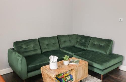 Aberdour Apartment | 40 Main Street