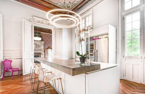 Saint-Jean-aux-Bois Apartment | 400 m² Apartment ∙ 8 bedrooms ∙ 17 guests