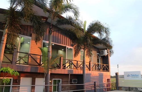 Apalit House | 400 m² House ∙ 3 bedrooms ∙ 20 guests