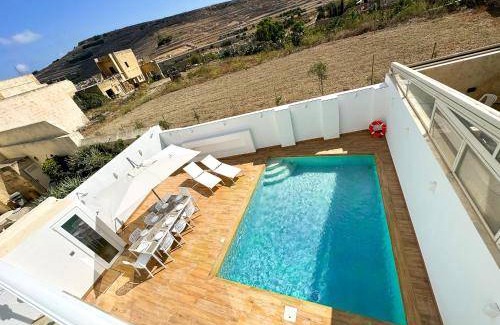 Victoria House | 400 m² House ∙ 4 bedrooms ∙ 8 guests