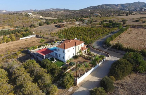 Tala House | 400 m² House ∙ 5 bedrooms ∙ 10 guests