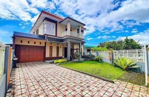 Sidomulyo Villa | 400 m² Villa ∙ 4 bedrooms ∙ 20 guests
