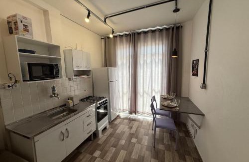 Santo Agostinho Apartment | 407 Perto Materdei, Area privativa, cozinha, máquina de lavar vaga