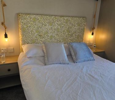 Patrington Haven House | 41 Park Lane Patrington Haven 2 bedrooms sleeps 6 five stars park