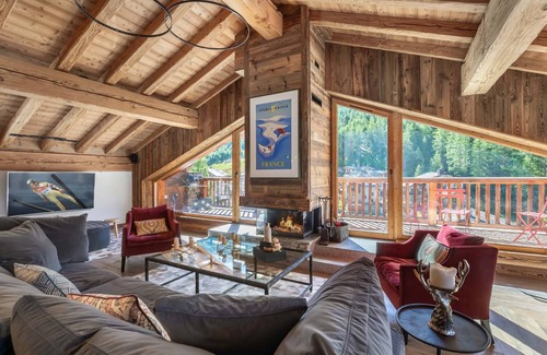Le Fornet Ski Chalet | 412 m² Chalet ∙ 5 bedrooms ∙ 14 guests