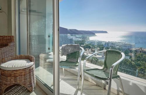 Salema Apartment | 414 Casa Colina Mar