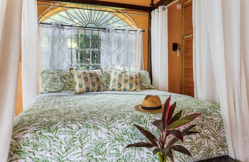 Albion House | 418 m² House ∙ 6 bedrooms ∙ 23 guests