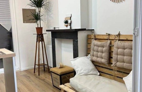 Helmet Apartment | 43 m² Apartment ∙ 1 bedroom ∙ 1 guest