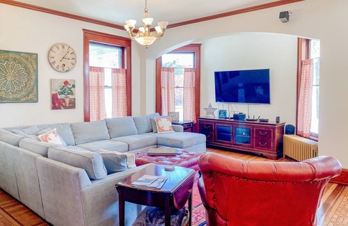 Manistee House | 437 m² House ∙ 7 bedrooms ∙ 20 guests