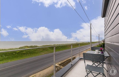 Saint-Marcouf House | 44 m² Gîte ∙ 1 bedroom ∙ 2 guests