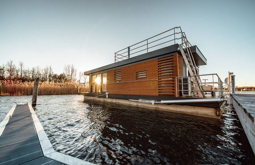 Bitterfeld Boat Rental | 44 m² Houseboat ∙ 2 bedrooms ∙ 5 guests