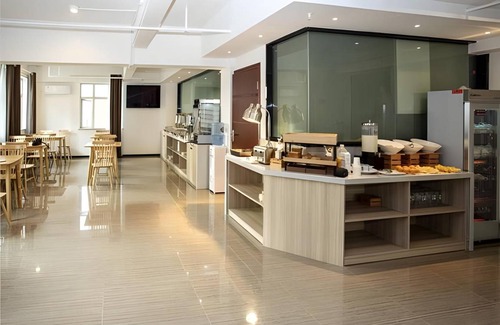 Houjie Hotel | 45 m² Hotel ∙ 2 bedrooms ∙ 2 guests