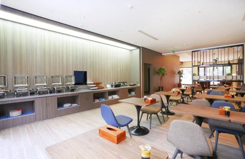 Cixi Hotel | 45 m² Hotel ∙ 2 guests
