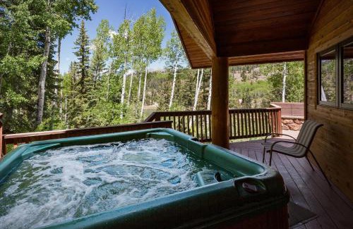 Columbine Lake House | 450 Beaver Circle