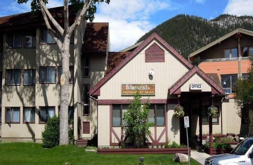 Banff House | 46 m² Motel ∙ 127 guests