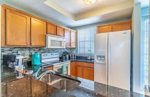 Ruskin Apartment | 464 Little Harbor