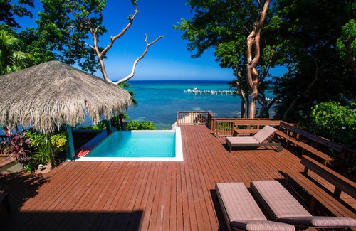 Lawson Rock House | 465 m² House ∙ 6 bedrooms ∙ 14 guests