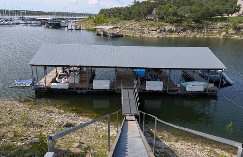 Yacht Harbor Cabin | 47 m² Cabin ∙ 1 bedroom ∙ 4 guests