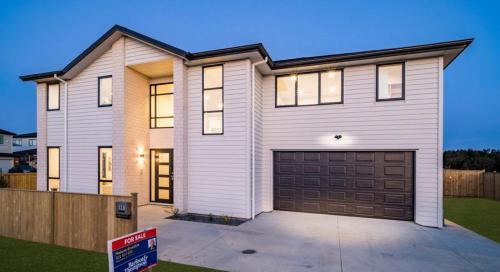 Flat Bush Bed & Breakfast | 48 Chands