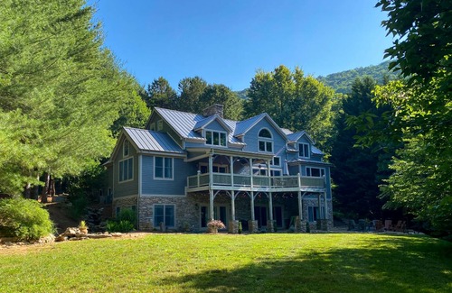 Fairview House | 483 m² House ∙ 7 bedrooms ∙ 20 guests