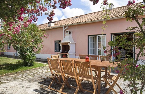 Alcobaca House | 484 m² House ∙ 5 bedrooms ∙ 11 guests