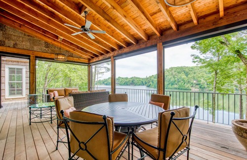 Lake Toxaway House | 488 m² House ∙ 3 bedrooms ∙ 11 guests