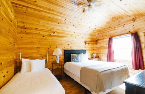 Summerside House | 49 Forest Hills Lane - Cavendish Guest Cottages
