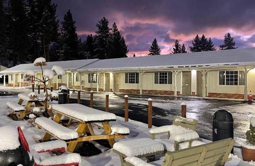South Lake Tahoe Hotel | 49 m² Motel ∙ 2 bedrooms ∙ 8 guests