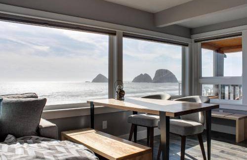 Oceanside Hotel | 494 m² Motel ∙ 16 bedrooms ∙ 35 guests
