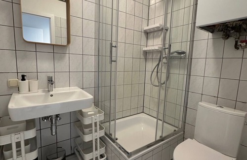 Lehnin Apartment | 4Bed Apartment with Parking in Kloster
