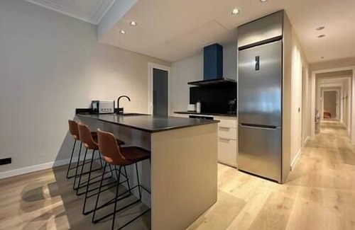 Sant Gervasi – la Bonanova Apartment | 4Bed Apartment in Barcelona