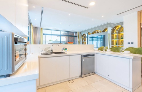 Dubai Ski Chalet | 4BR Plus Maids Villa with Private Pool, Near Clubhouse by Deluxe Holiday Homes