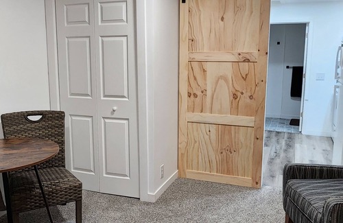 Mount Vernon Apartment | 4th St Studio- Weekly/Monthly Discounts! Travelers and Contractors Welcome!